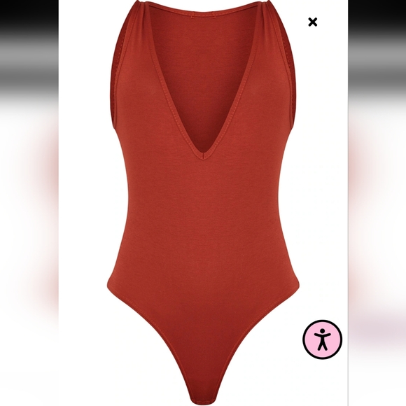 Pretty Little Thing Bodysuit - Picture 6 of 16